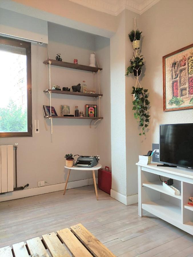 Apartamento Mavi Bilbao Exterior photo